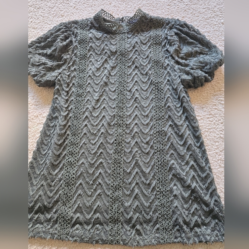 🌈Cable & Gauge Green Regalcore Short Sleeve High Neckline - Picture 1 of 8